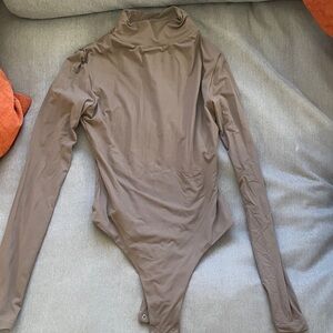 Elegant Brown Long Sleeve Bodysuit
